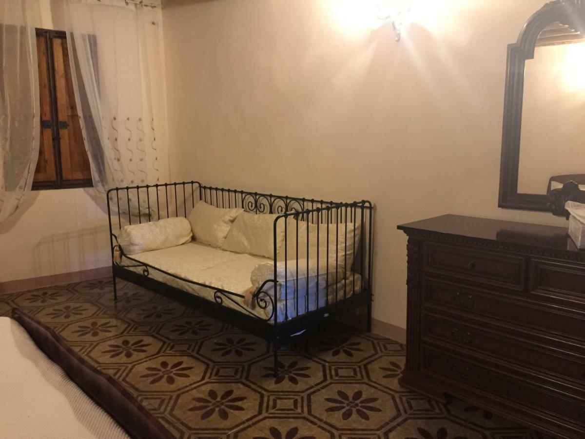 Апартаменты La Casa Di Luigi Монтеварки Экстерьер фото