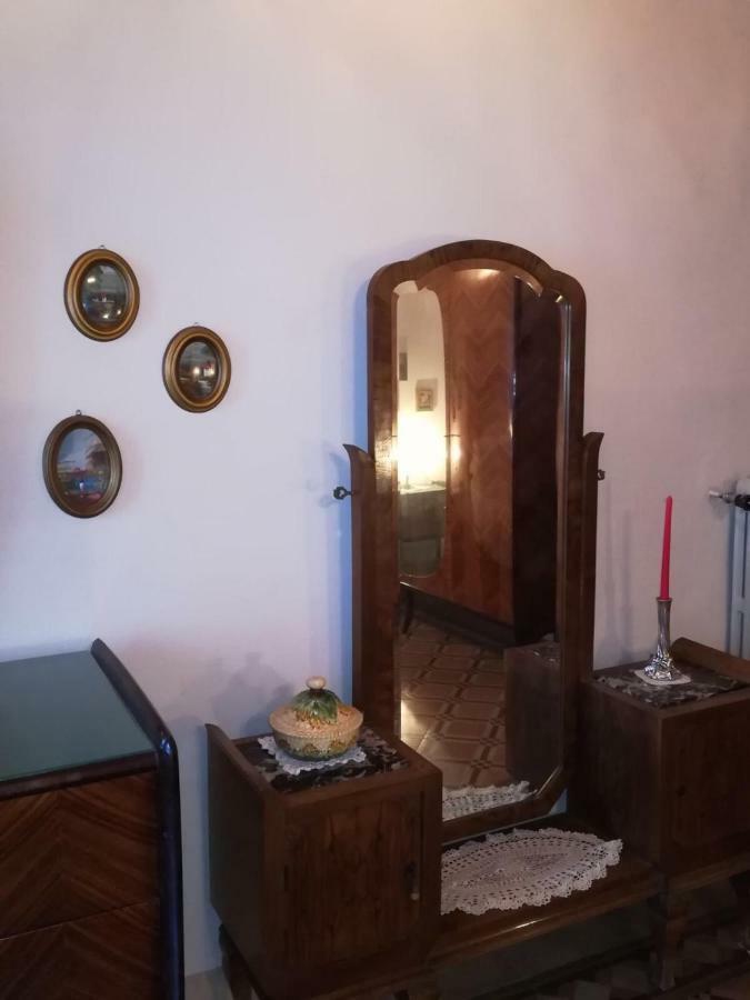 Апартаменты La Casa Di Luigi Монтеварки Экстерьер фото